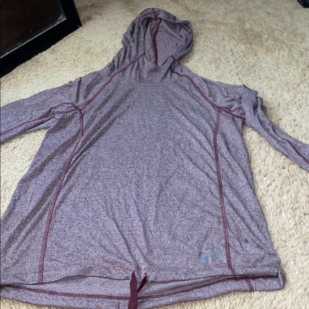 LongSleeve Under Armour shirt